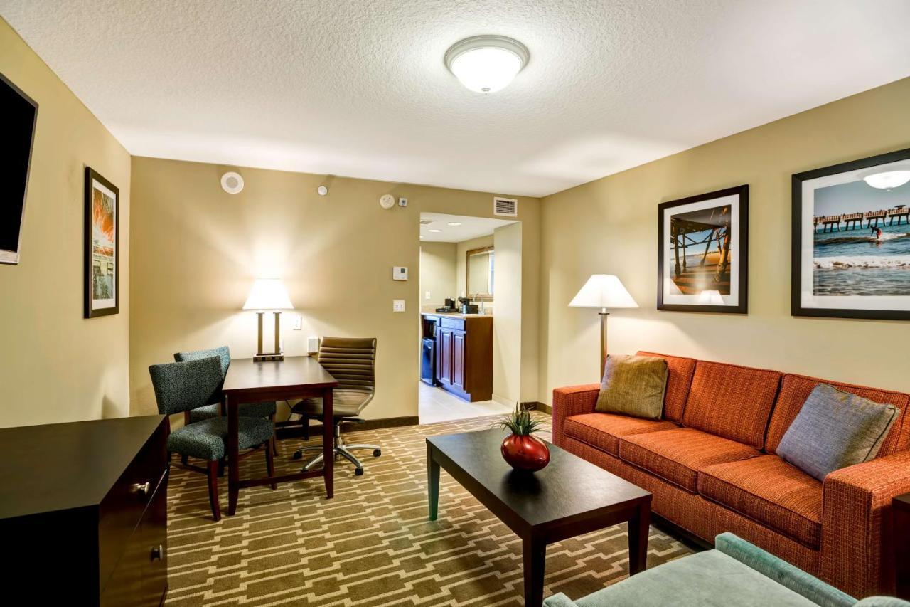 Embassy Suites Fort Myers - Estero Ngoại thất bức ảnh