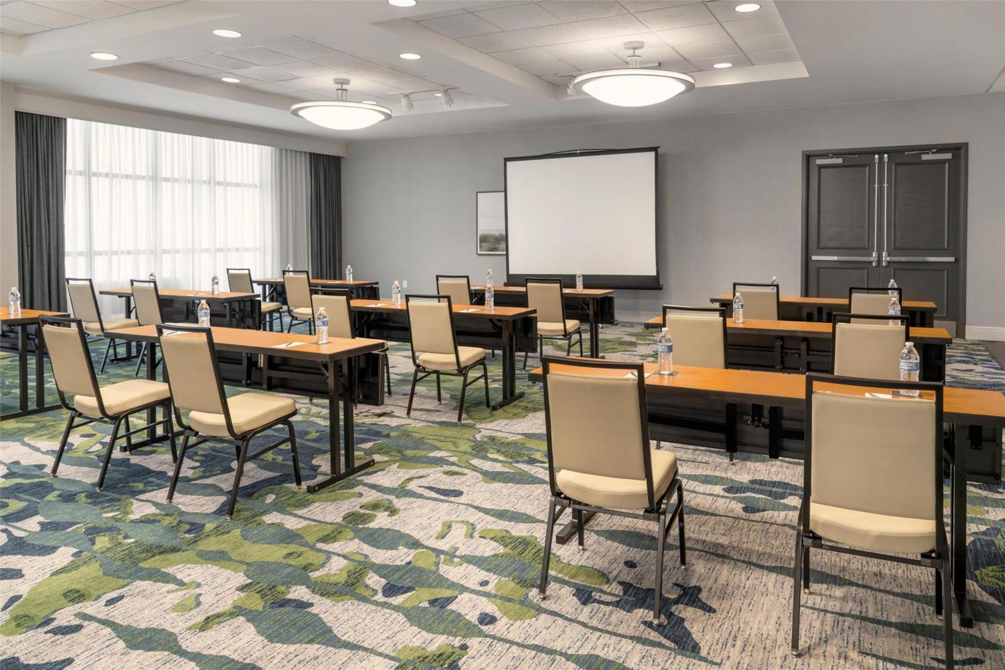 Embassy Suites Fort Myers - Estero Ngoại thất bức ảnh