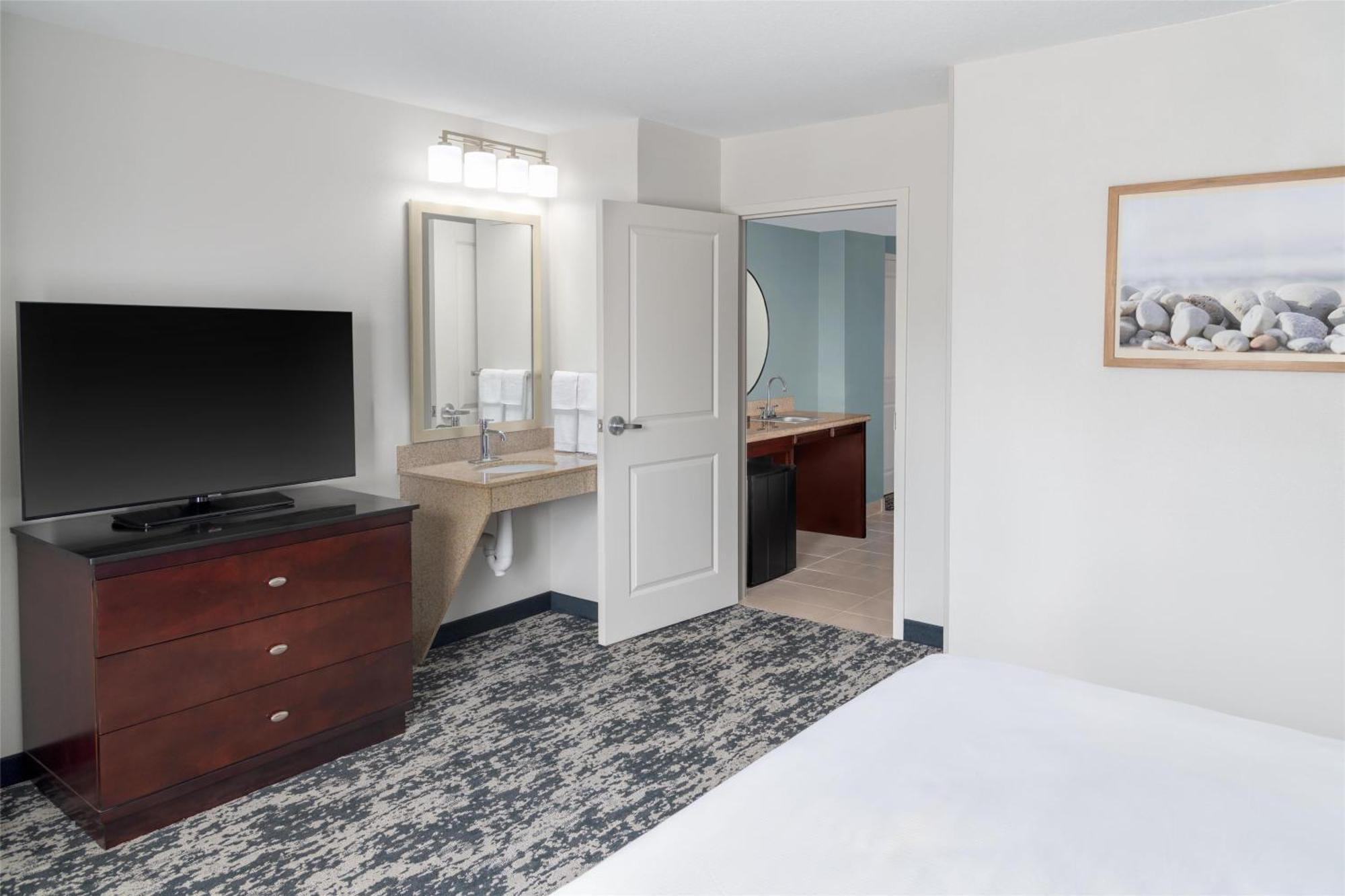 Embassy Suites Fort Myers - Estero Ngoại thất bức ảnh