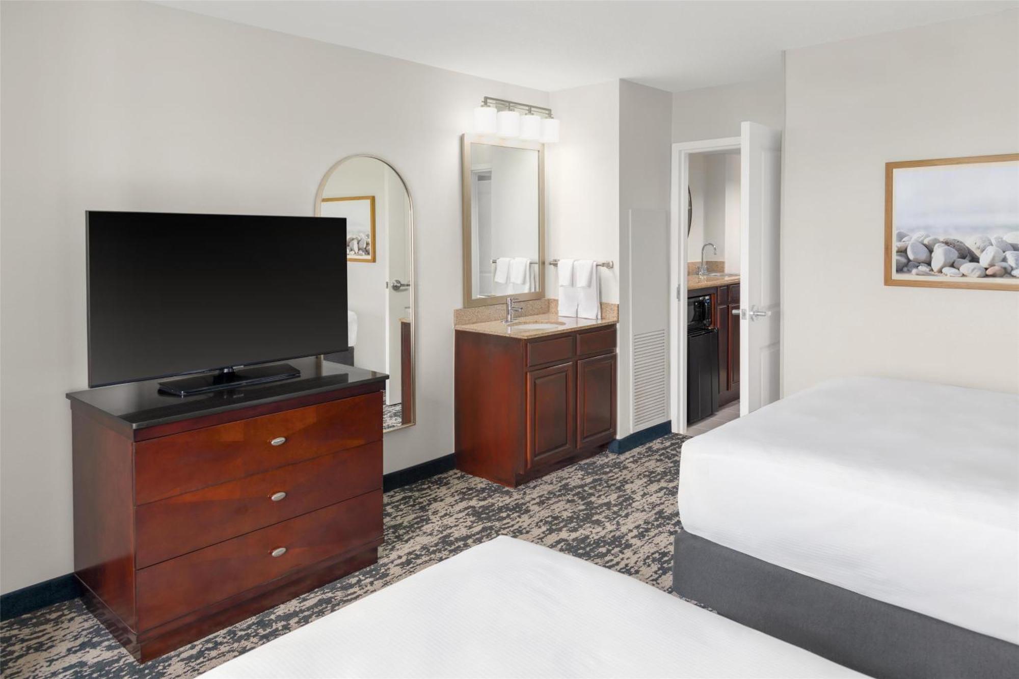 Embassy Suites Fort Myers - Estero Ngoại thất bức ảnh