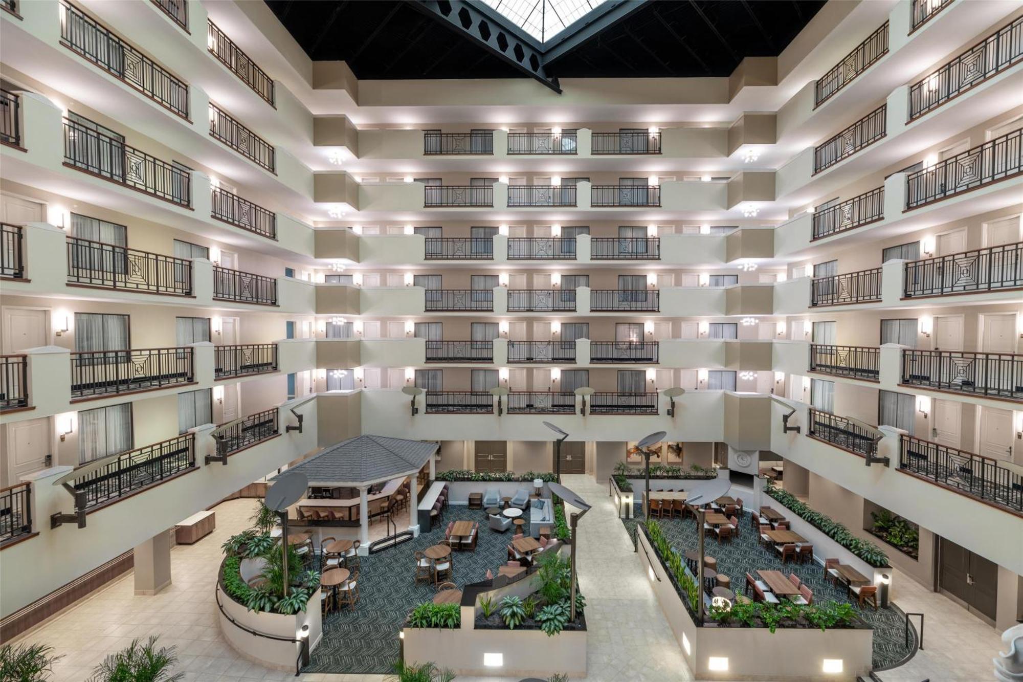 Embassy Suites Fort Myers - Estero Ngoại thất bức ảnh
